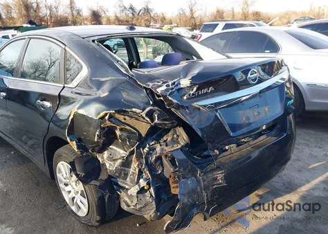 2014 Nissan Altima 2.5 S z USA, uszkodzony, nr VIN 1N4AL3AP3EC185472